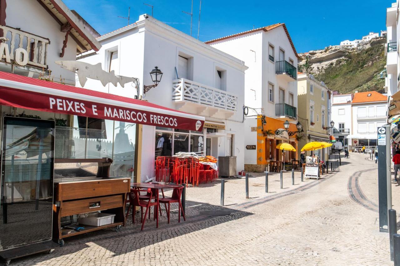 Bayview Nazare A Sua Casa A Beira Mar - 20 Mt Da Praia E Da Famosa Bola Nivea Kültér fotó