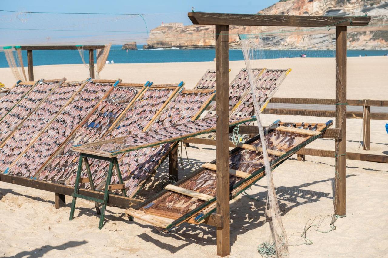 Bayview Nazare A Sua Casa A Beira Mar - 20 Mt Da Praia E Da Famosa Bola Nivea Kültér fotó